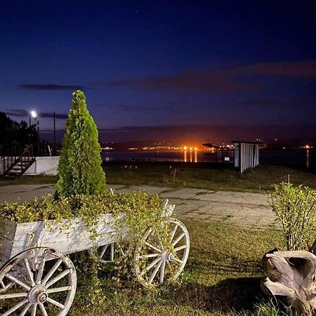 Хотел Тримата Мускетари Varna Luaran gambar